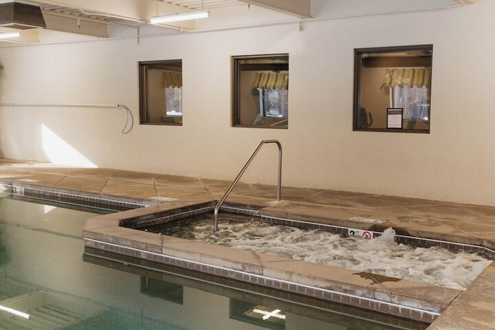 Pool 19 of 46