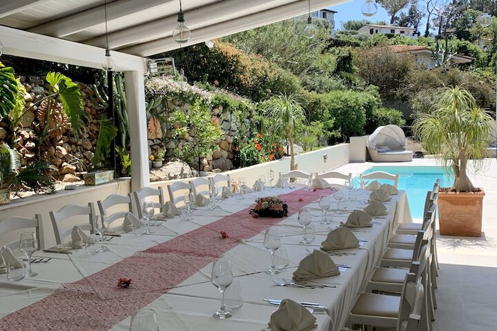 Dining 48 of 80
