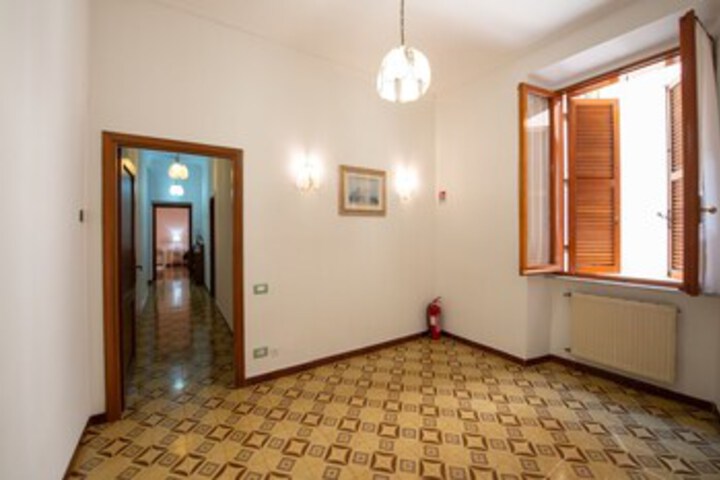Room 85 of 123