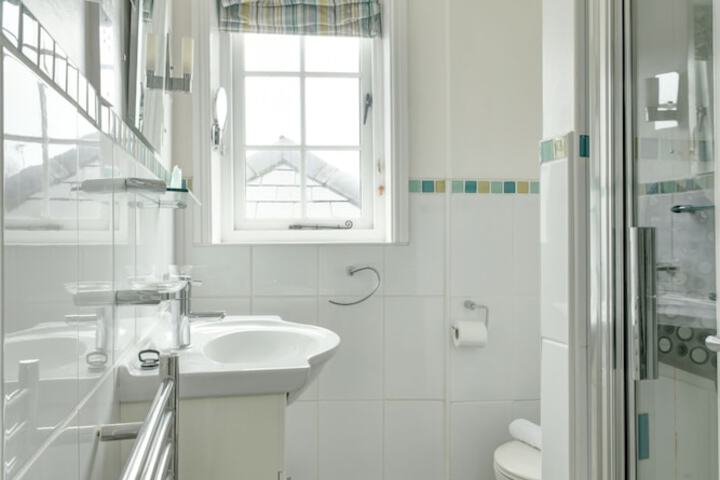 Bath Photo