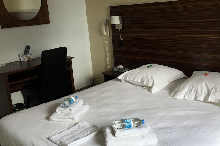 Room 35 of 81