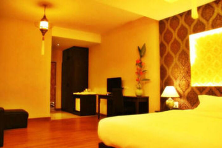 Room 15 of 24