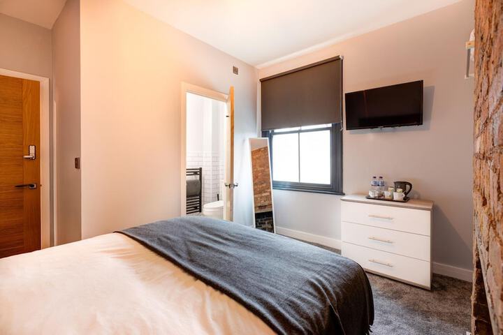 Room 26 of 62