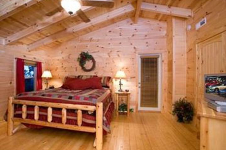 Room 17 of 24