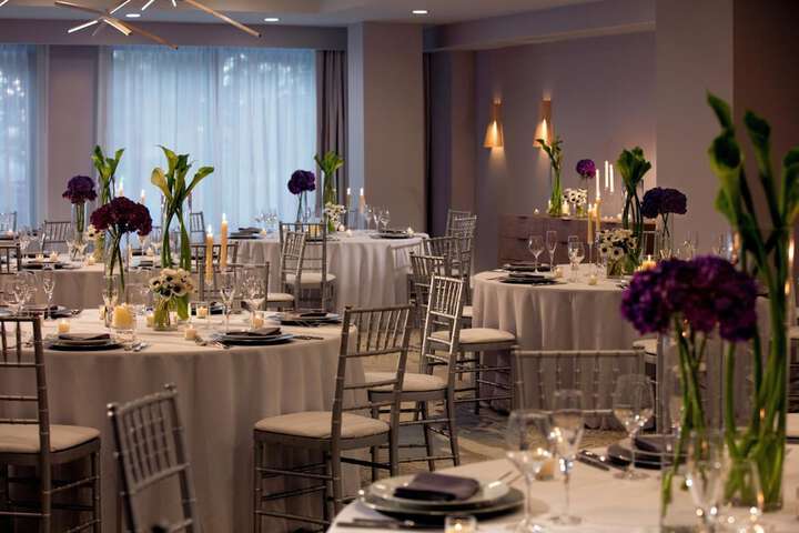 Ballroom/Hall 39 of 53