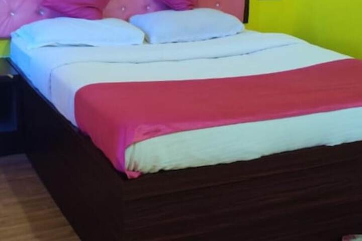 Room 2 of 13