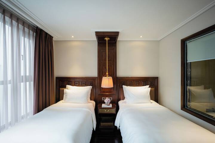 Room 28 of 91