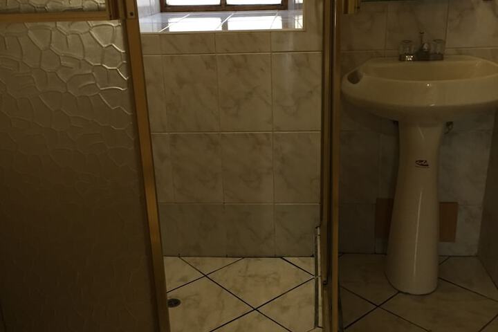 Room 41 of 65