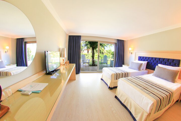 Room 25 of 50