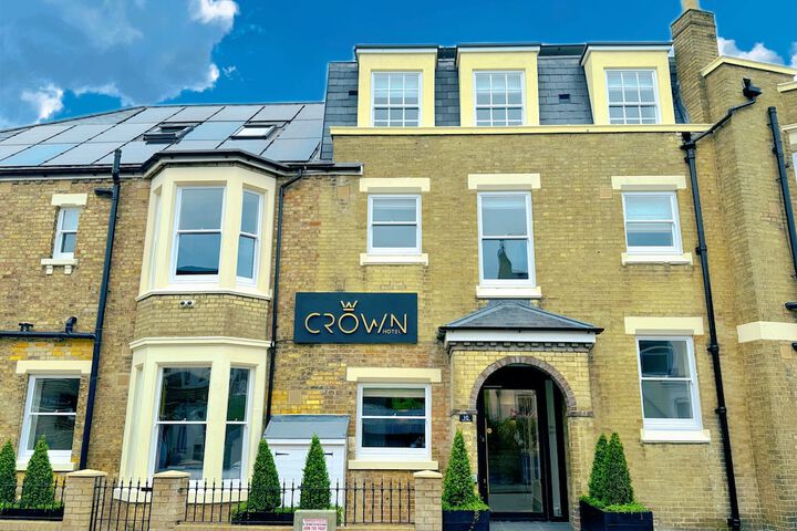 Crown Hotel