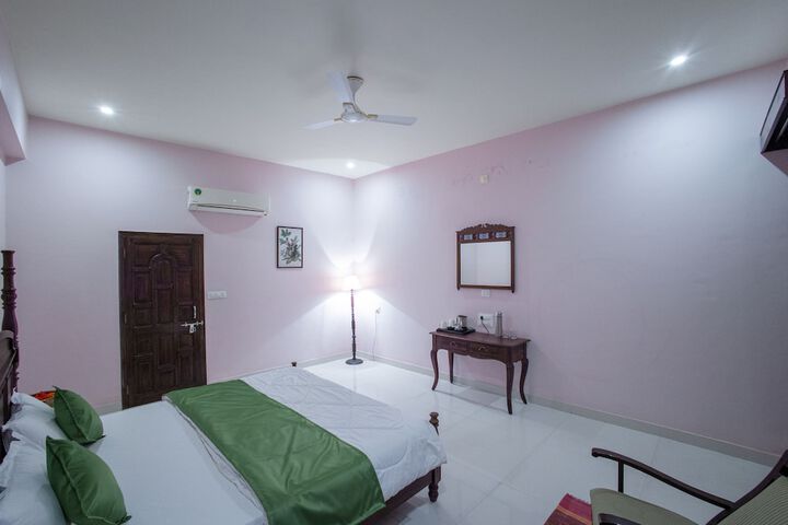 Room 16 of 48
