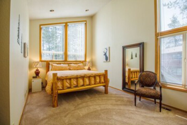 Room 42 of 44