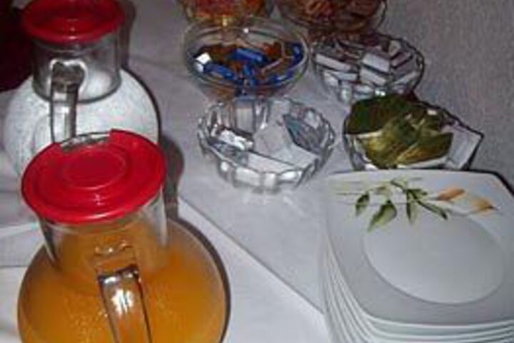 Breakfast/Coffee Service 18 of 51