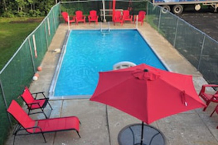 Pool 118 of 165