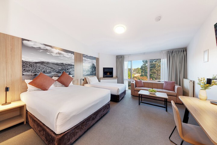 Room 5 of 22