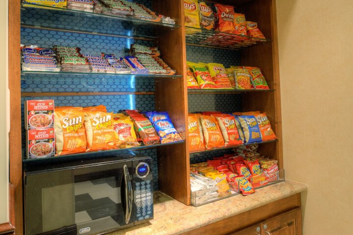 Snack bar
