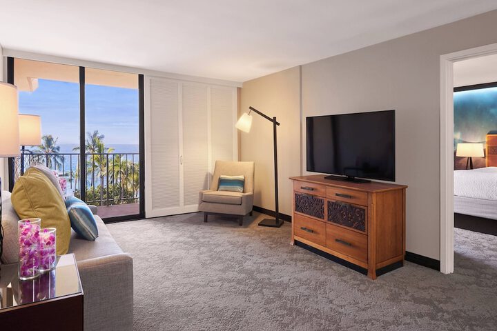 Room 93 of 435