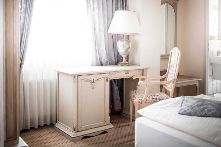 Room 21 of 41