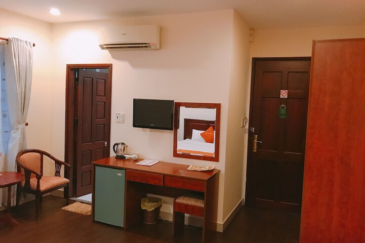Room 17 of 50