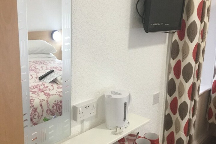 Room 74 of 131