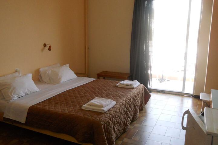 Room 19 of 41