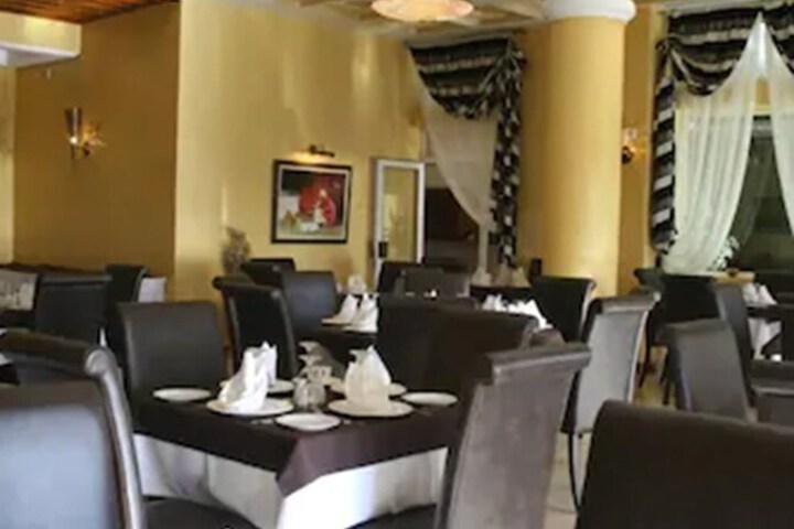 Dining Photos