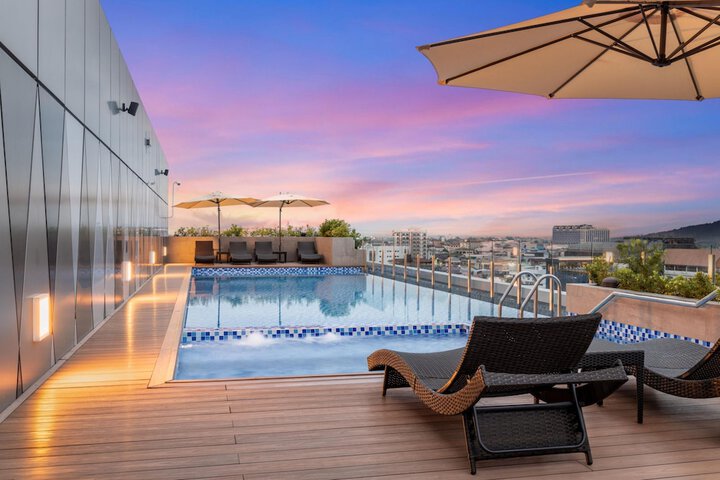 Pool 43 of 66
