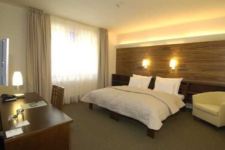Room 20 of 23