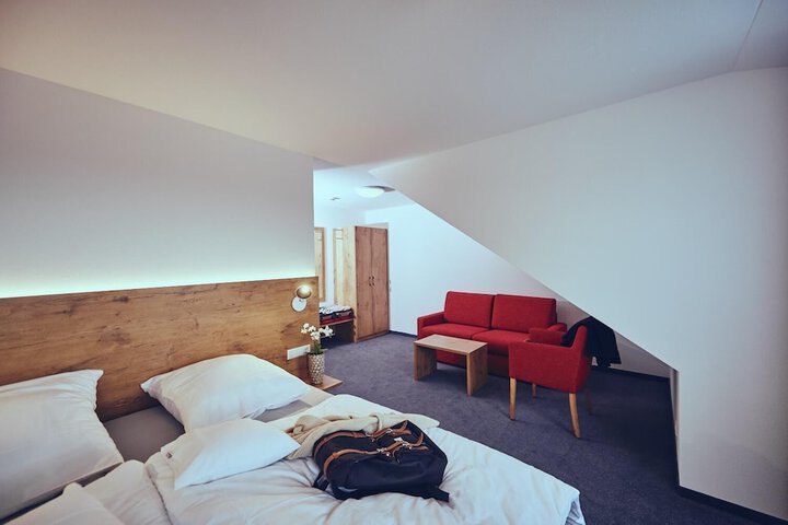 Room 15 of 47