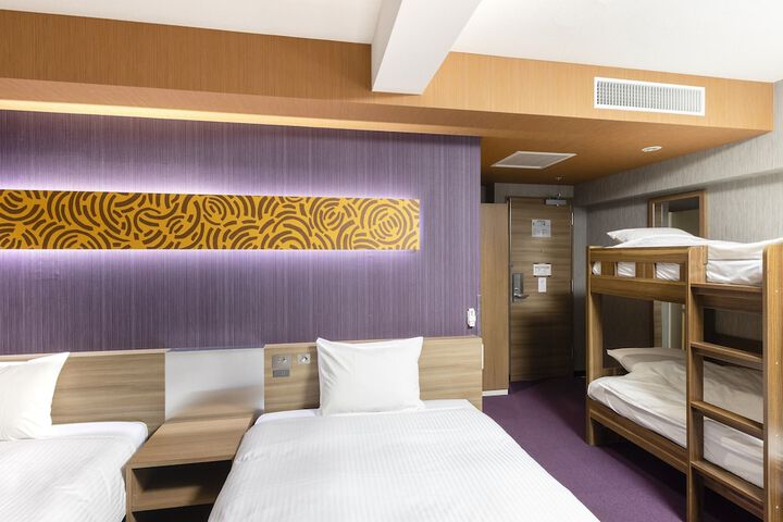 Room 20 of 93