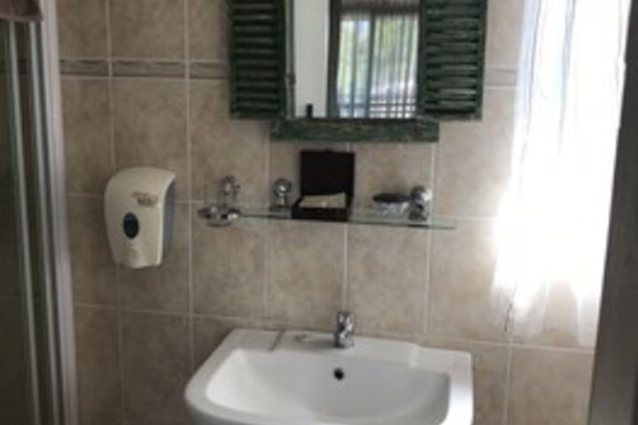 Room 5 of 34
