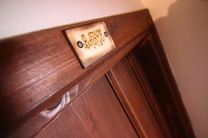 Room 9 of 39
