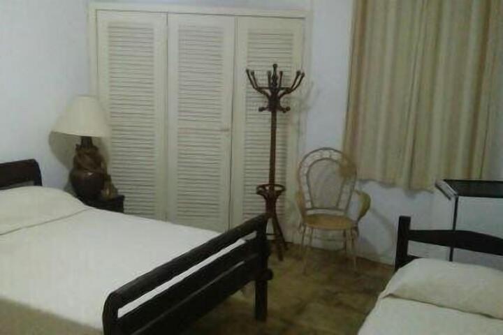 Room 34 of 37