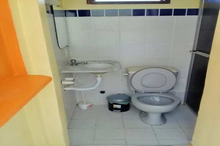Room 16 of 29