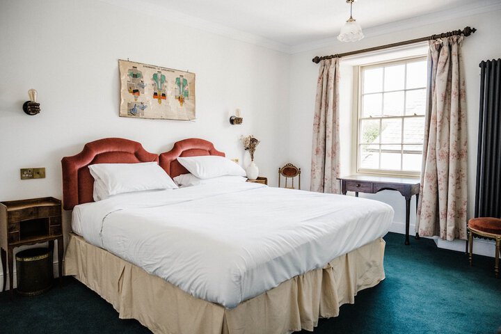 Room 3 of 50