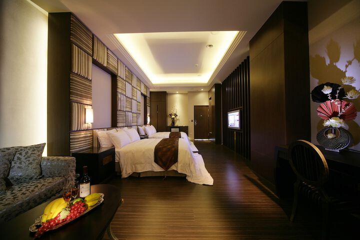 Room 38 of 65