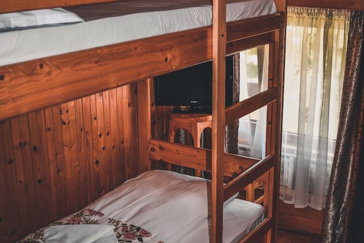 Room 2 of 9