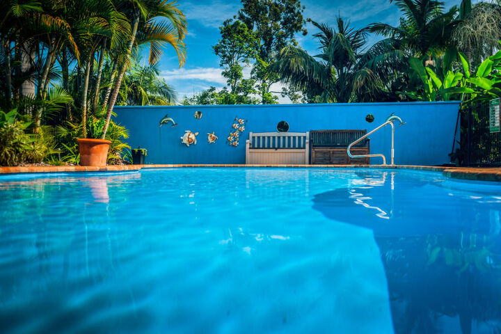Pool 41 of 54