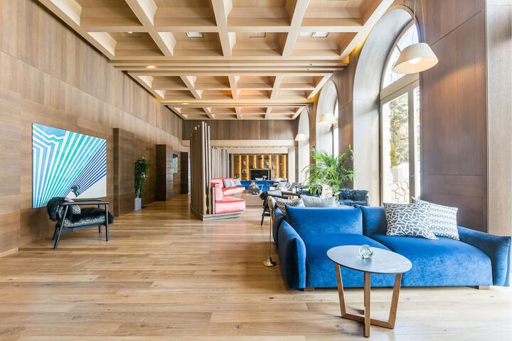 Guest Lobby