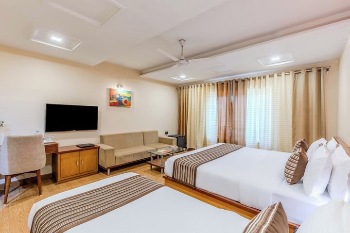 Room 28 of 48