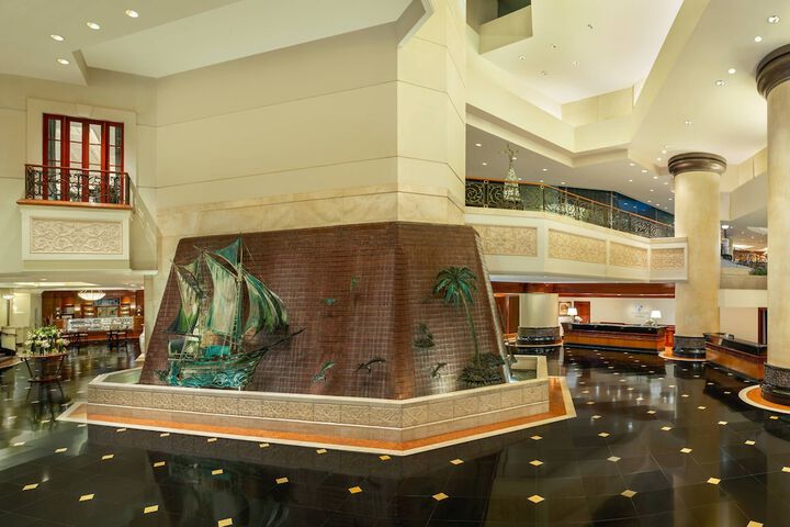 Hotel Interior 4 of 98