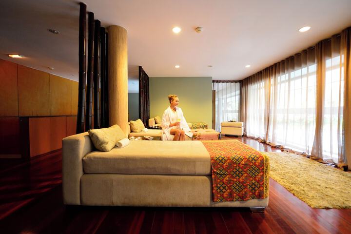 Spa 51 of 73