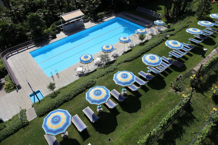 Pool 23 of 59