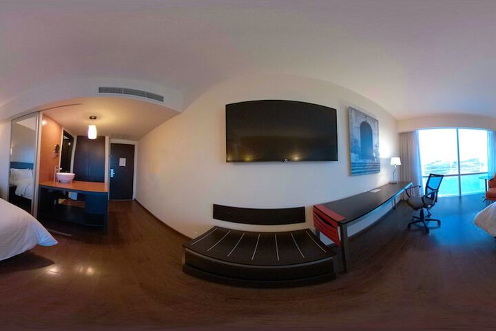 Room 19 of 68