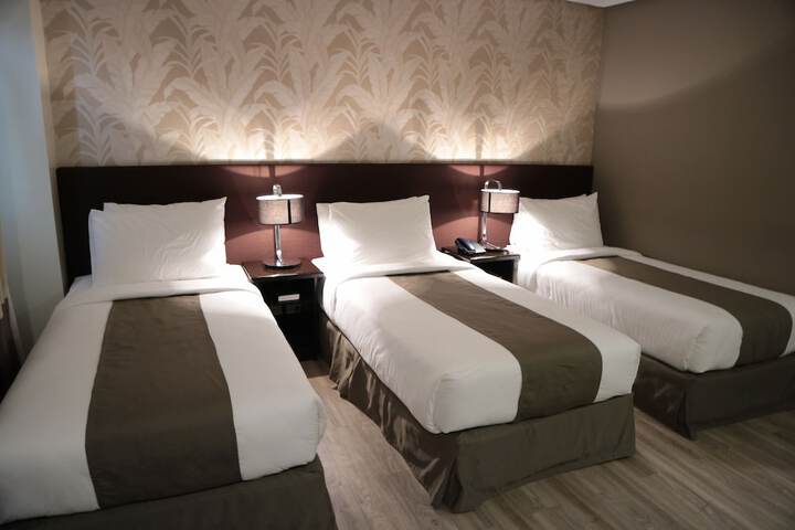Room 16 of 45