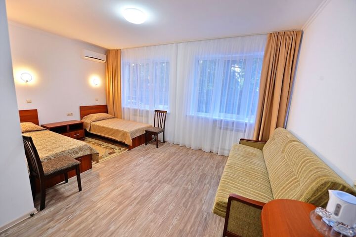 Room 15 of 65