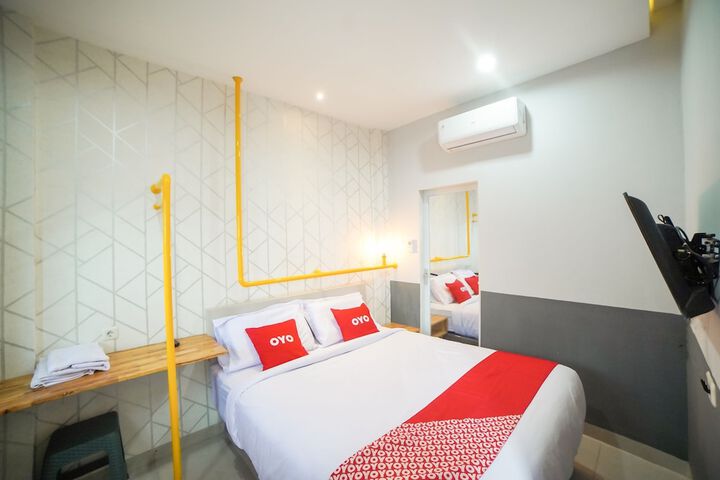 Room 20 of 34