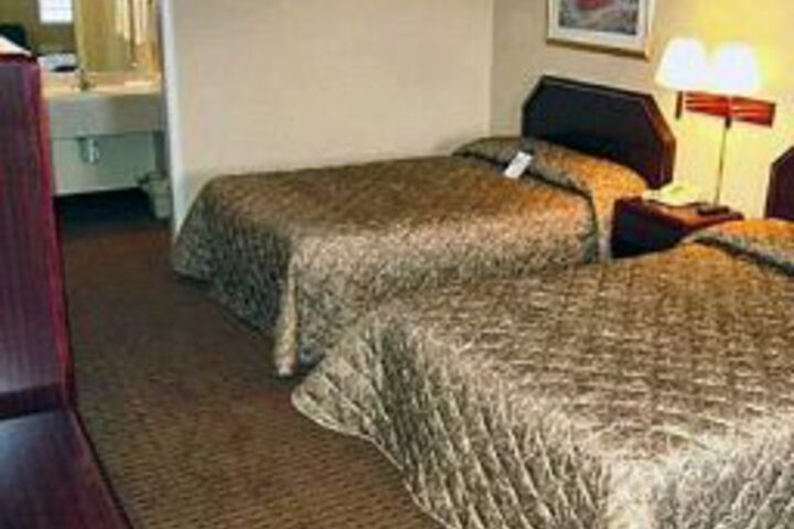 Knights Inn Crossville