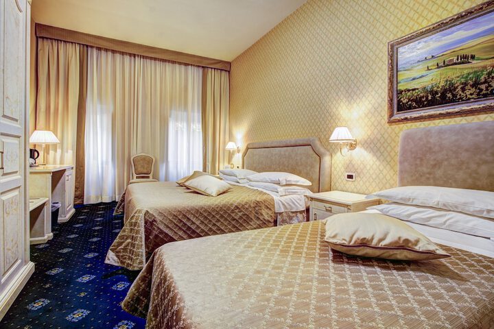 Room 17 of 54
