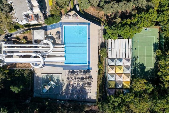 Pool 56 of 128